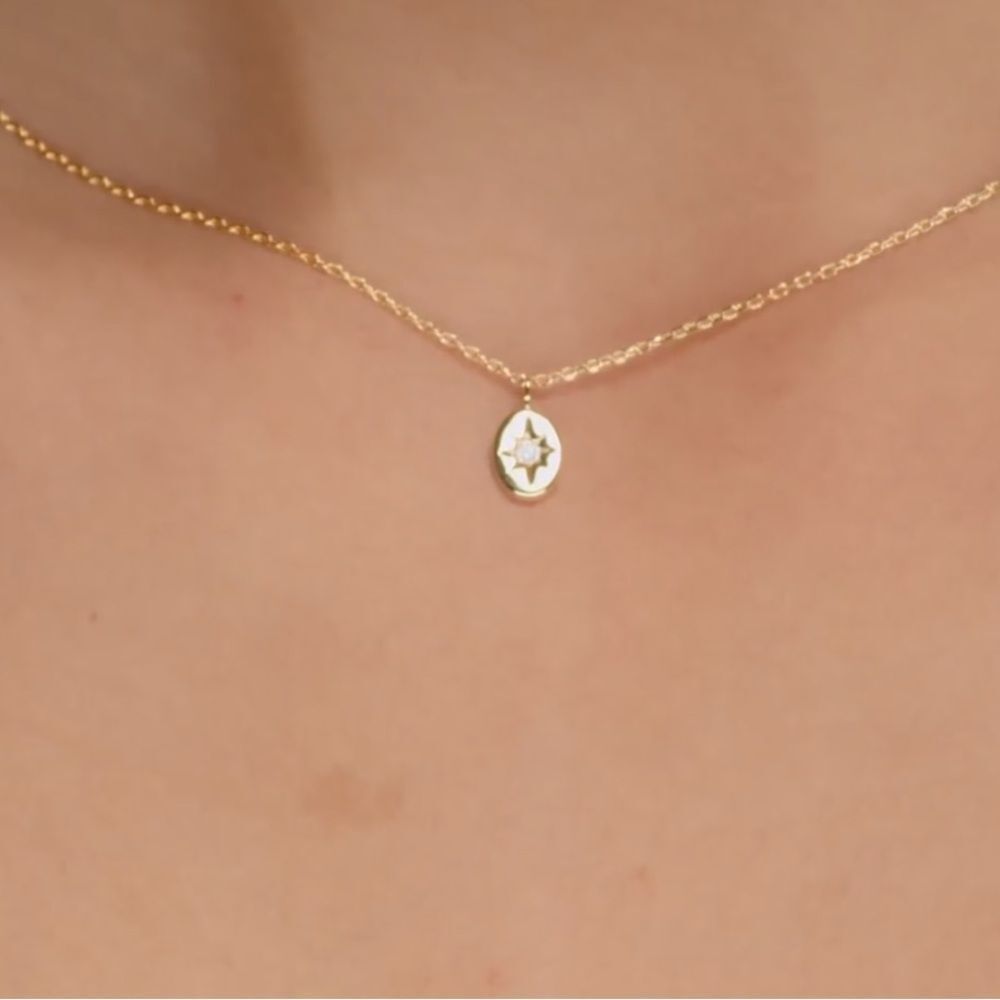 NEW 14K Gold Plated Gold Pendant Necklace with Star Design - Picture 5 of 6